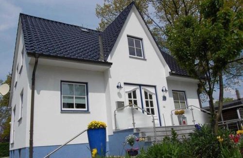 Gehlsdorf Apartment | Family-Friendly Ferienwohnung Schuett with Great Reviews
