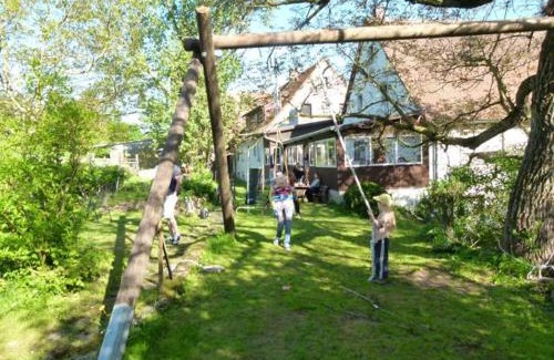Leutershausen Apartment | Family-Friendly Retreat at Ferienwohnung Schwabenhof