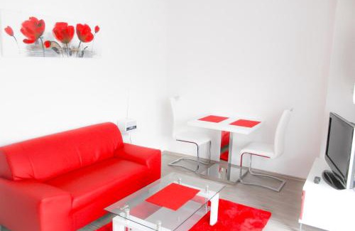Kronau Apartment | Family-Friendly Retreat at Ferienwohnung Schwalbennest