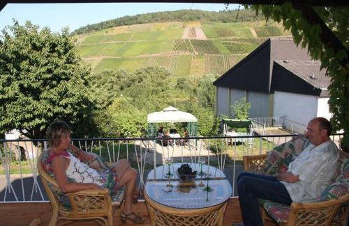 Reil Apartment | Cozy Ferienwohnung „Schwalbennest“ in Reil/Mosel