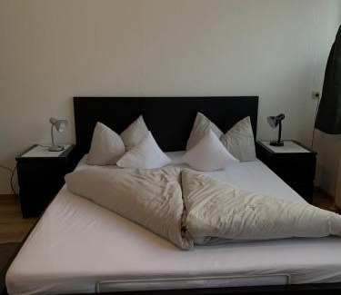 Lanersbach Apartment | Welcoming Ferienwohnung Schweng: Pet-Friendly Retreat