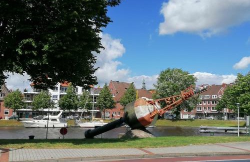 Emden Apartment | Family-Friendly Retreat at Ferienwohnung Seebär - 9.3/10