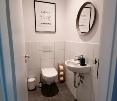 Emden Apartment | Family-Friendly Retreat at Ferienwohnung Seebär - 9.3/10
