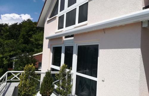 Ueberlingen Apartment | Oceanfront Retreat at Ferienwohnung Seeblick - Rated 9.4/10