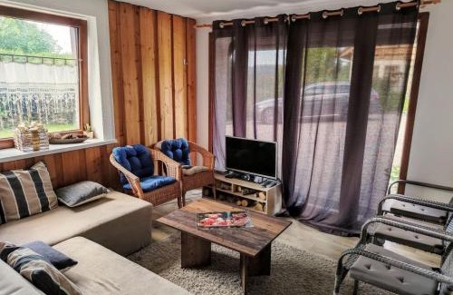 Barental Apartment | Family-Friendly Retreat at Ferienwohnung Seeblick Nr 1