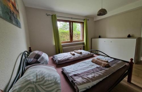 Barental Apartment | Family-Friendly Retreat at Ferienwohnung Seeblick Nr 1