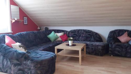 Waldbuttelbrunn Apartment | Oceanfront Ferienwohnung Seegarten: Rated 9/10 by Guests
