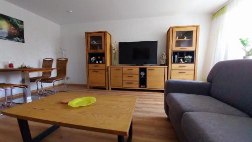 Dittelstedt Apartment | Family-Friendly Ferienwohnung Seegraben with 9.6/10 Rating