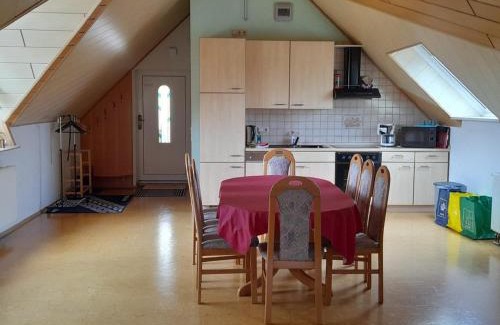 Geisa Apartment | Guest Rated 9.1: Family-Friendly Ferienwohnung Seeleshof