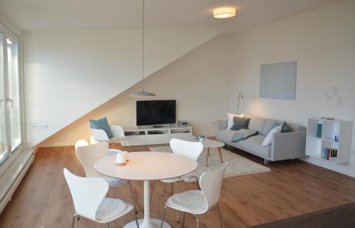 Gross Wittensee Apartment | Oceanfront Escape at Ferienwohnung Seepanorama
