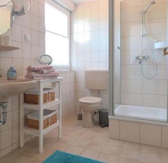 Kopendorf Apartment | Affordable Family Retreat at Ferienwohnung-Seerose