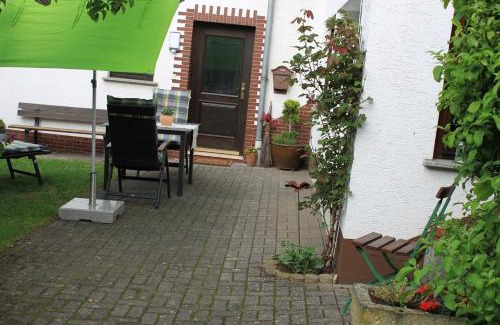 Heimweiler Apartment | Oceanfront Retreat: Ferienwohnung Siegel with 9/10 Rating