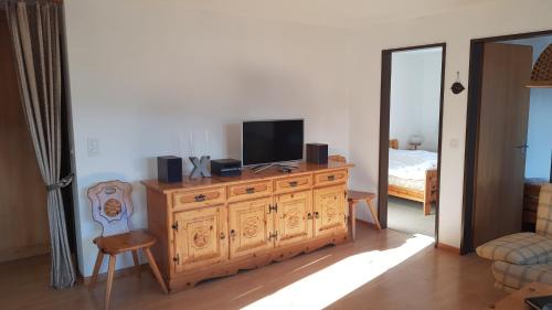 Bellwald Apartment | Discover Ferienwohnung Silberdistel: Family-Friendly Retreat