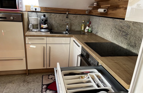 Rojach Ski Chalet | Relax at Ferienwohnung Smaragd with Breathtaking Großglockner Views