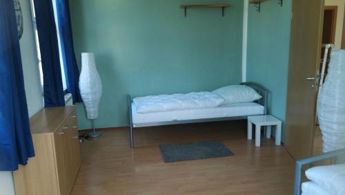 Burkhardtsdorf Apartment | Cozy Ferienwohnung Sonnenblick: Guest Rated 9/10 & Pet Friendly