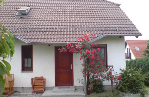 Boxdorf Apartment | Cozy Ferienwohnung Sonne Near Dresden with Family Amenities