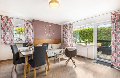 Sundern Apartment | Pet-Friendly Getaway at Ferienwohnung Sonnenblick Relax