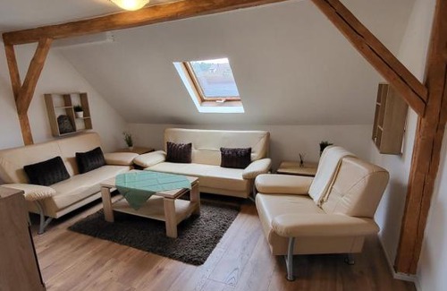Wonsees Apartment | Discover Ferienwohnung Sonnenhaus: Child-Friendly Retreat