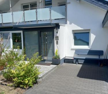 Neuwied Apartment | Child-Friendly Ferienwohnung Sonnenschein - Guest Rated 9.5/10