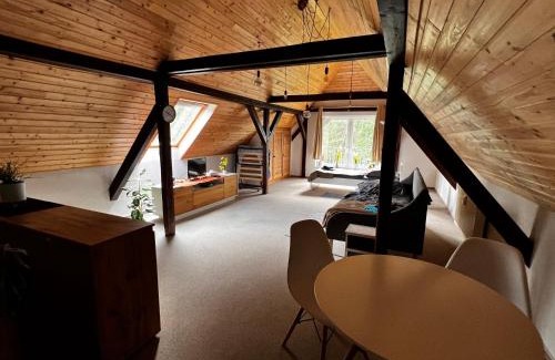 Elsteraue Apartment | Pet-Friendly Ferienwohnung Sonntag in Elsteraue Awaits You