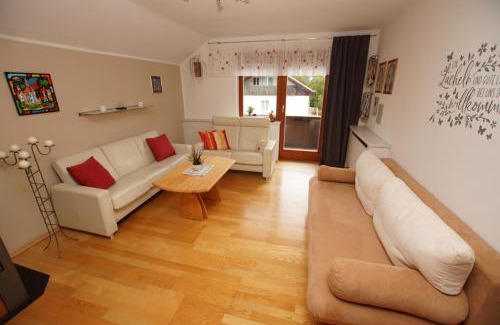 Gaming Apartment | Exceptional Ferienwohnung Steiner Gertrude - Family-Friendly Stay