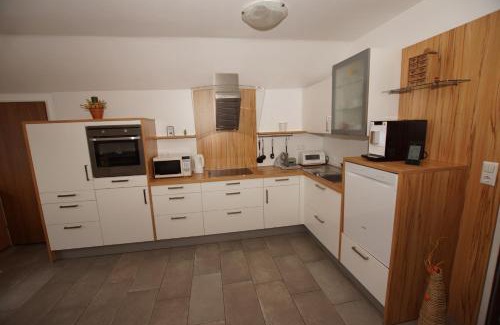 Gaming Apartment | Exceptional Ferienwohnung Steiner Gertrude - Family-Friendly Stay