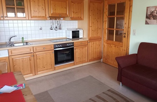 Bergen Apartment | Family-Friendly Stay at Ferienwohnung - Steinschütt