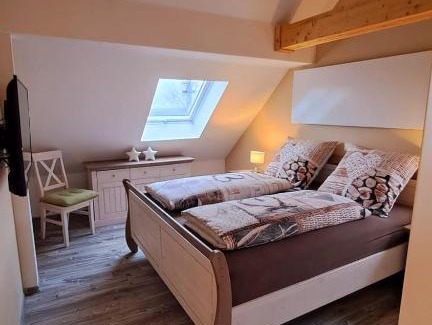 Volkenroth Apartment | Family-Friendly Ferienwohnung Sternenstube - Rated 9.6/10