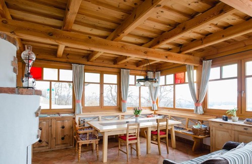 Fresing Apartment | Top-Rated Ferienwohnung Stiegelbauer with Family-Friendly Kitchen