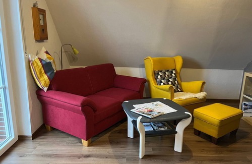 Weener Apartment | Family-Friendly Storchennest Apartment with Kitchen Access