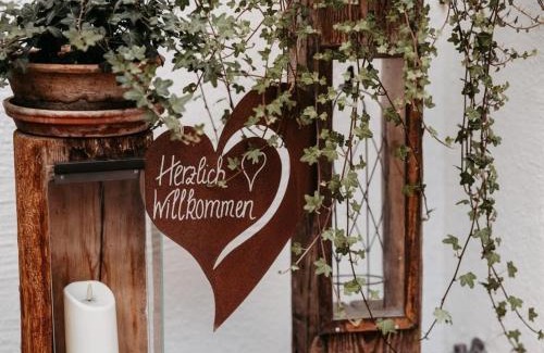 Haarbach Apartment | Family-Friendly Ferienwohnung Stuiber with 9.4/10 Rating