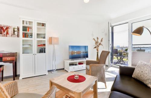 Altefaehr Apartment | Oceanfront Ferienwohnung Sundblick with Stunning Views