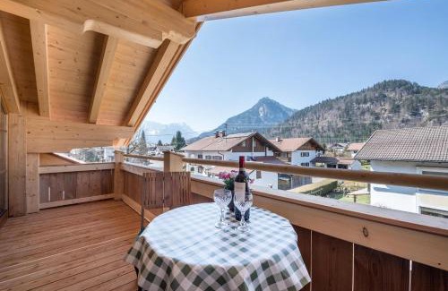 Farchant Apartment | Pet-Friendly Ferienwohnung Susi: 4-Star Stay with High Ratings