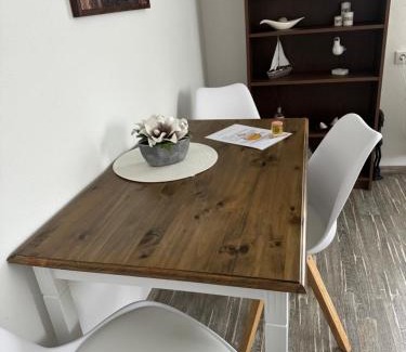 Meinerzhagen Apartment | Cozy Ferienwohnung Sylt with Oceanfront Views