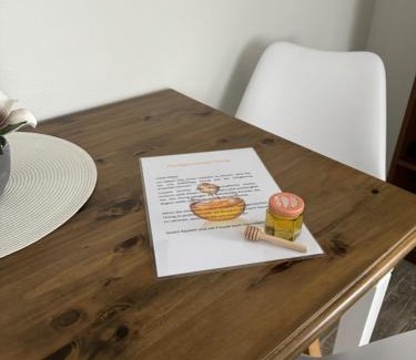 Meinerzhagen Apartment | Cozy Ferienwohnung Sylt with Oceanfront Views