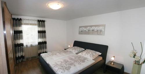 Wegscheid Apartment | Pet-Friendly Retreat at Ferienwohnung Tahedl - Rated 9.2/10