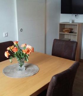 Wegscheid Apartment | Pet-Friendly Retreat at Ferienwohnung Tahedl - Rated 9.2/10