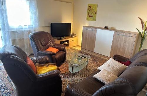 Hunstetten Apartment | Explore Ferienwohnung Taunusnest: Pet & Child-Friendly Retreat