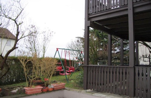 Eriskirch Apartment | Family-Friendly Ferienwohnung Tea with High Guest Ratings