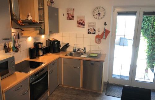 Landeck Apartment | Exceptional Ferienwohnung Tirol - Pet & Child Friendly Stay