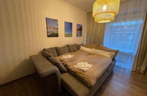 Bad Toelz Apartment | Ferienwohnung TRAUMTAGERL Nähe Stadtmitte mit angenehmen Extras in ruhiger Lage 1 Zimmer als WohnSchlafzimmer