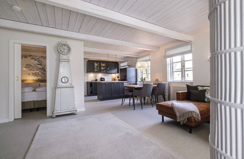 Tating Apartment | Explore Unter Reet: Premier Spa Retreat for Two in Tating
