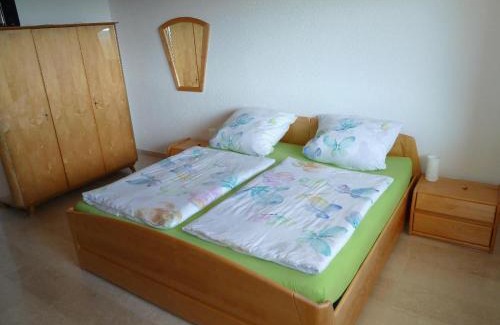 Zenting Apartment | Scenic Retreat: Ferienwohnung Urlaub mit Aussicht