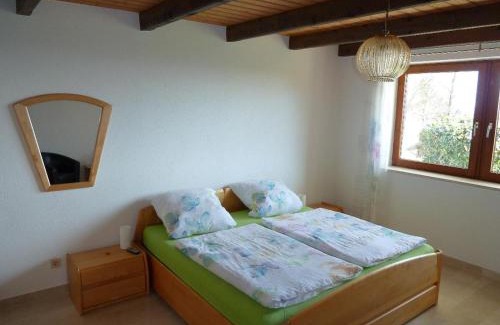 Zenting Apartment | Scenic Retreat: Ferienwohnung Urlaub mit Aussicht