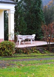 Bad Ems Villa | Relaxing Villa Alexander: 4-Star Oceanfront Retreat