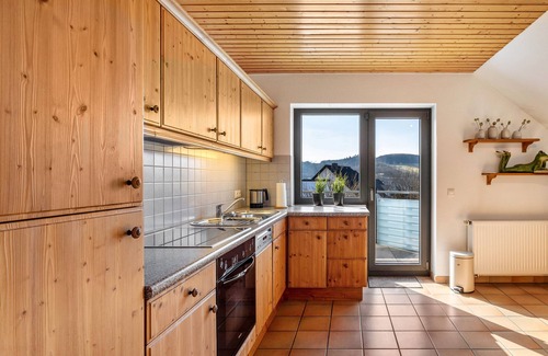 Eslohe Apartment | Ferienwohnung Vista-Homert for up to 4 people, with balcony.