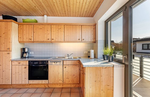 Eslohe Apartment | Ferienwohnung Vista-Homert for up to 4 people, with balcony.