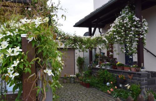 Mertloch Apartment | Oceanfront Retreat at Ferienwohnung Vogt - Rated 9.6/10