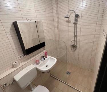 Adorf Apartment | Cozy Ferienwohnung Vogtland 2 with Oceanfront Views