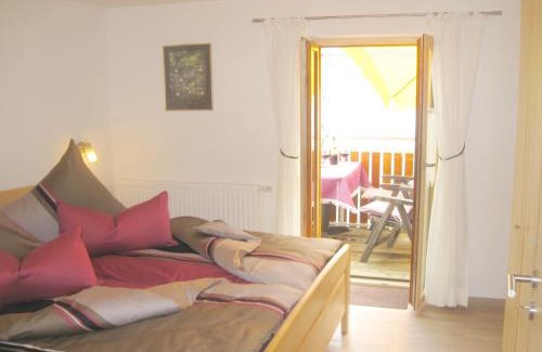 Isny im Allgaeu Apartment | Family-Friendly Ferienwohnung Wagner with Top Guest Ratings
